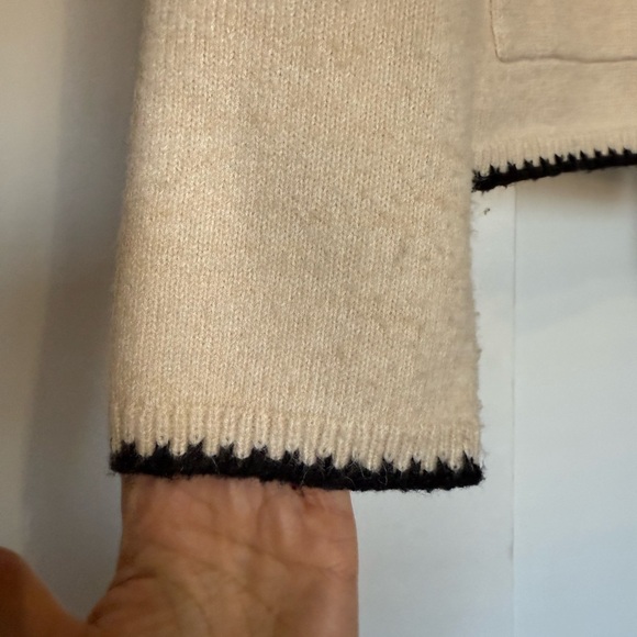 Super cute Lush Cream V-Neck Sweater with Black Trim. Size S - Picture 3 of 7